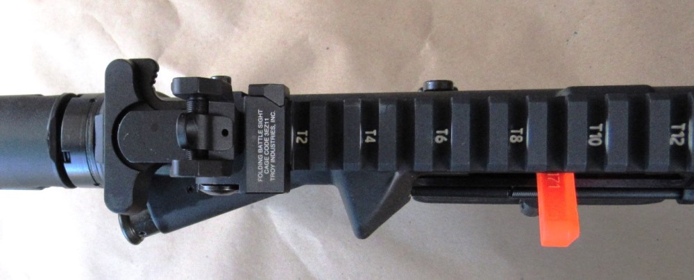 F1030d.jpg